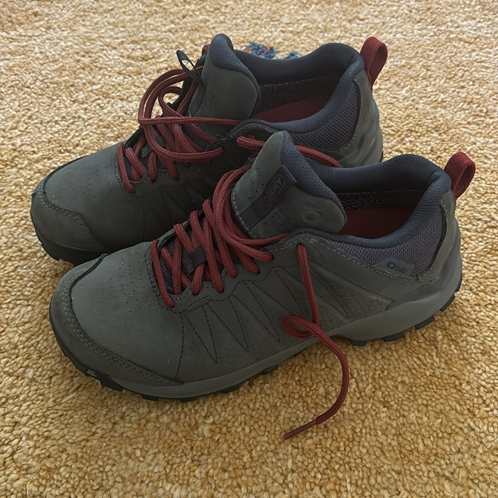 Oboz Sypes Low Leather Waterproof Hiking Shoe Women's 6.5
